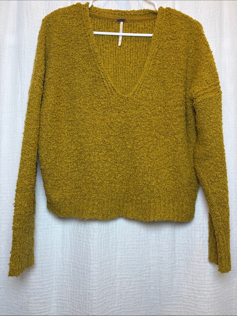 Free People Finders Keepers Textured Boucle V-Neck Sweater - XS